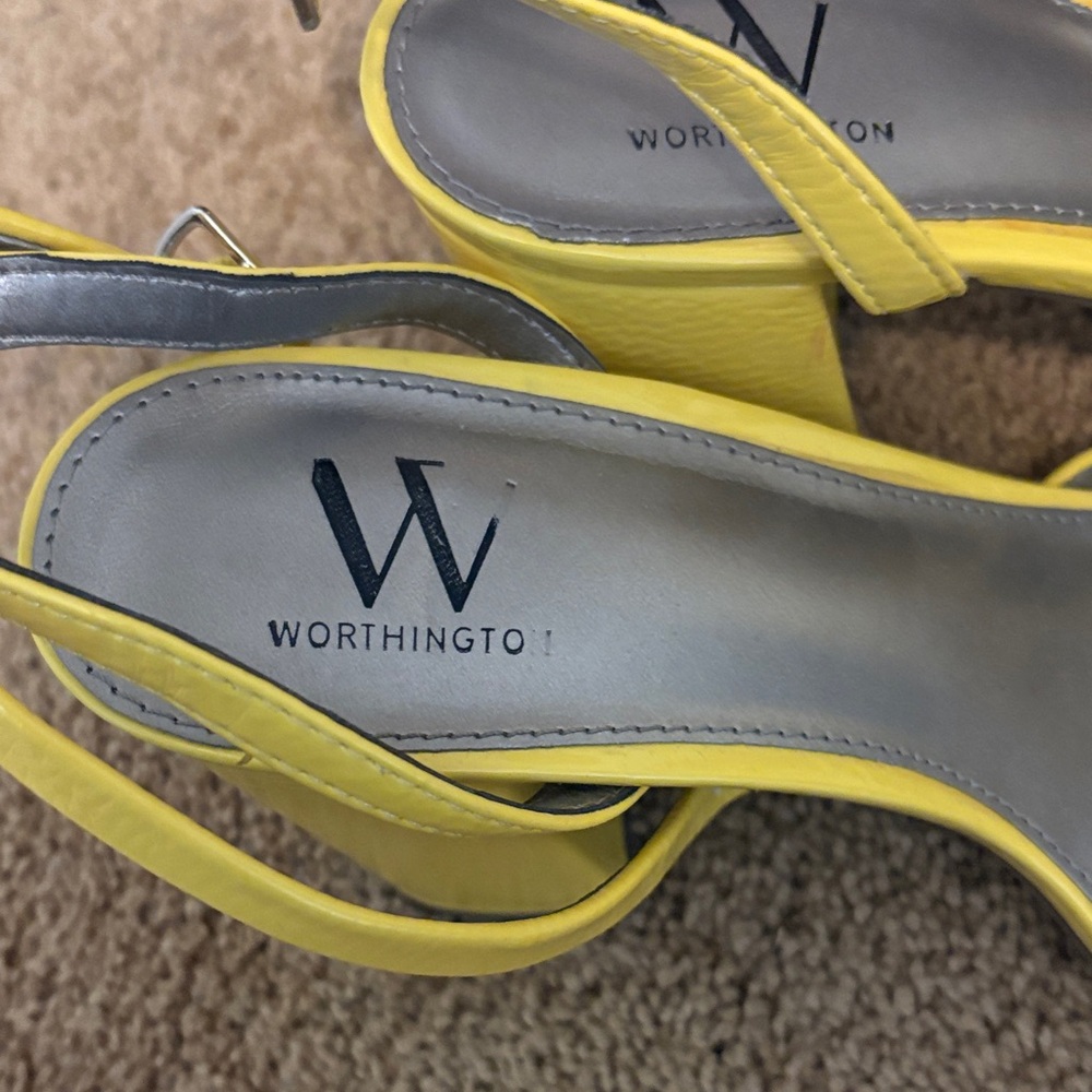 Worthington Bright Yellow Strappy Heels - Picture 4 of 4